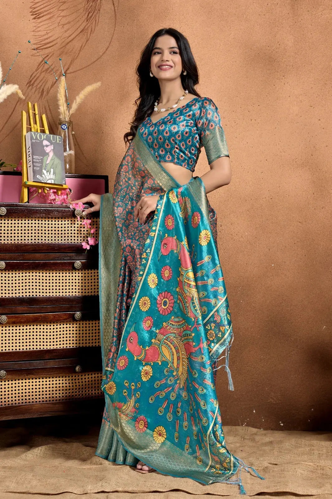 Rama Blue Silk Blend Saree – side view showing Kalamkari horse pallu at waist and zari border