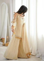 KU212 Beige Suit back view – Close-up of open dori lace-up corset back design, a distinctive feature of this cold shoulder suit