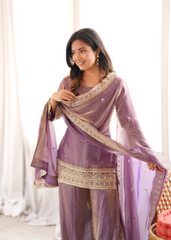 Lavender Pink Suit Close-Up Showing Scalloped Embroidery and Dupatta – KU241