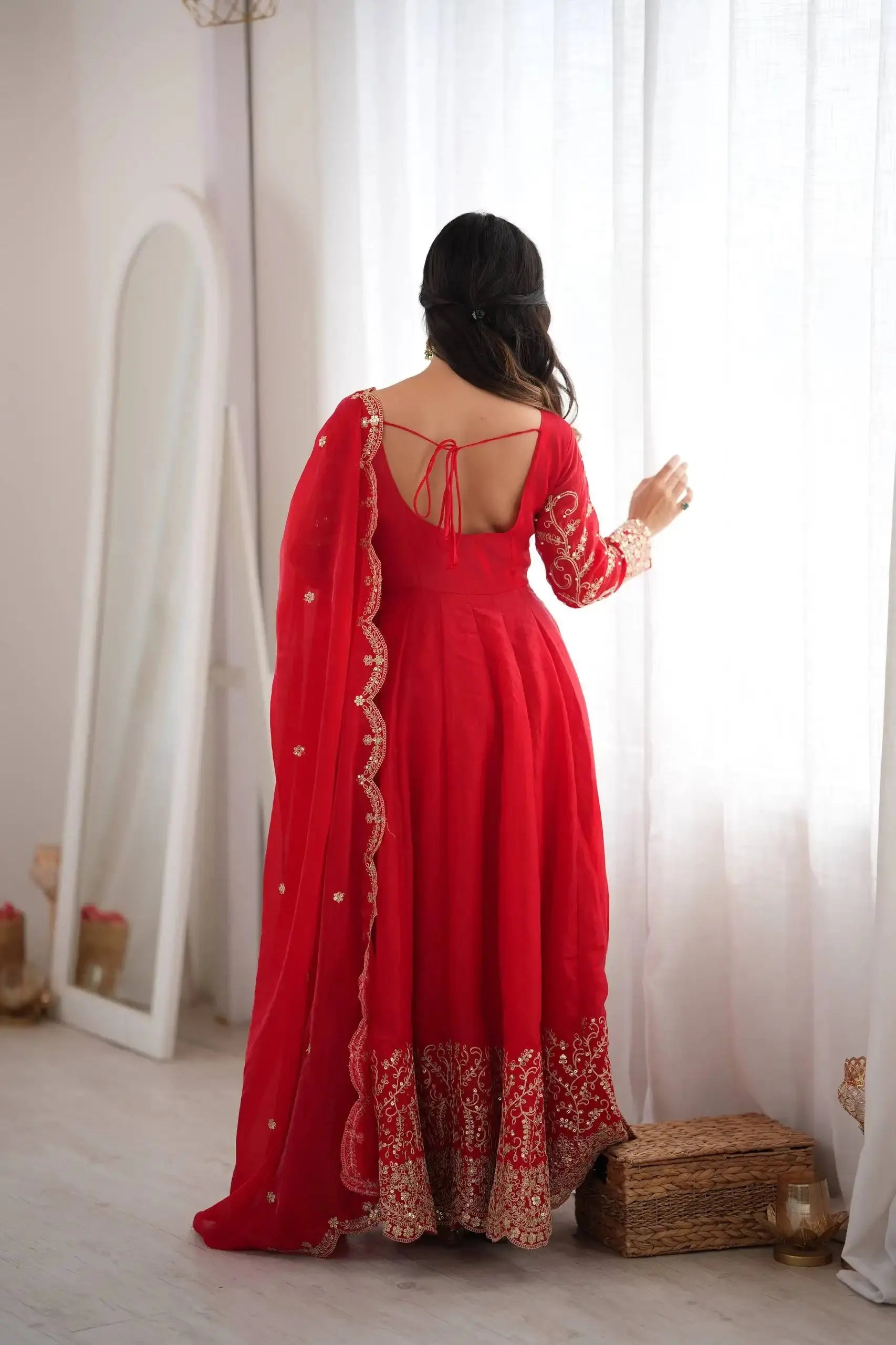 Red Anarkali Suit Back View Showing Open Tie-Up Neckline – KU244
