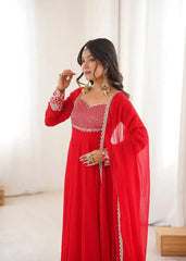 Red Sequins Embroidered Suit – Sweetheart Bodice Close-Up | KU245 | Kalyanja