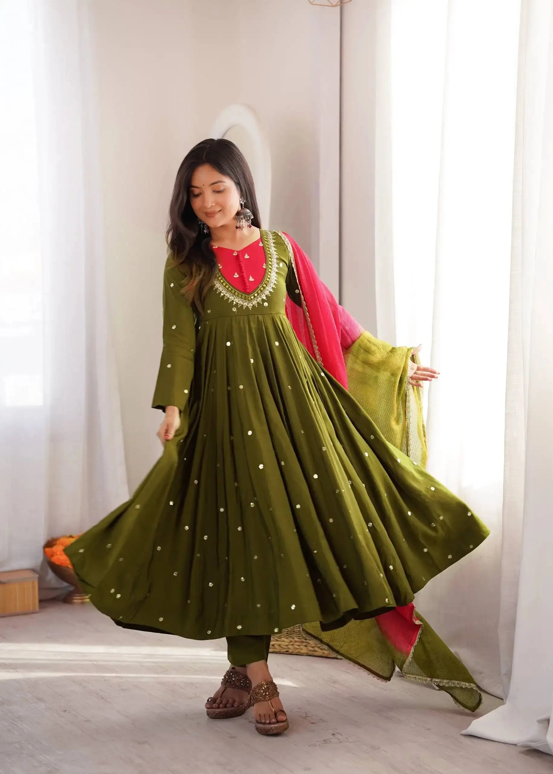 Dark Green Suit – full-length view emphasising ombre dupatta and mirror booti flair