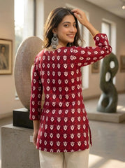 Maroon Floral Print Short Kurti – Back View Showing Full Coverage