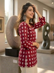 Maroon Cotton Short Kurti – Side Profile Showing 30-Inch Length & Straight Silhouette