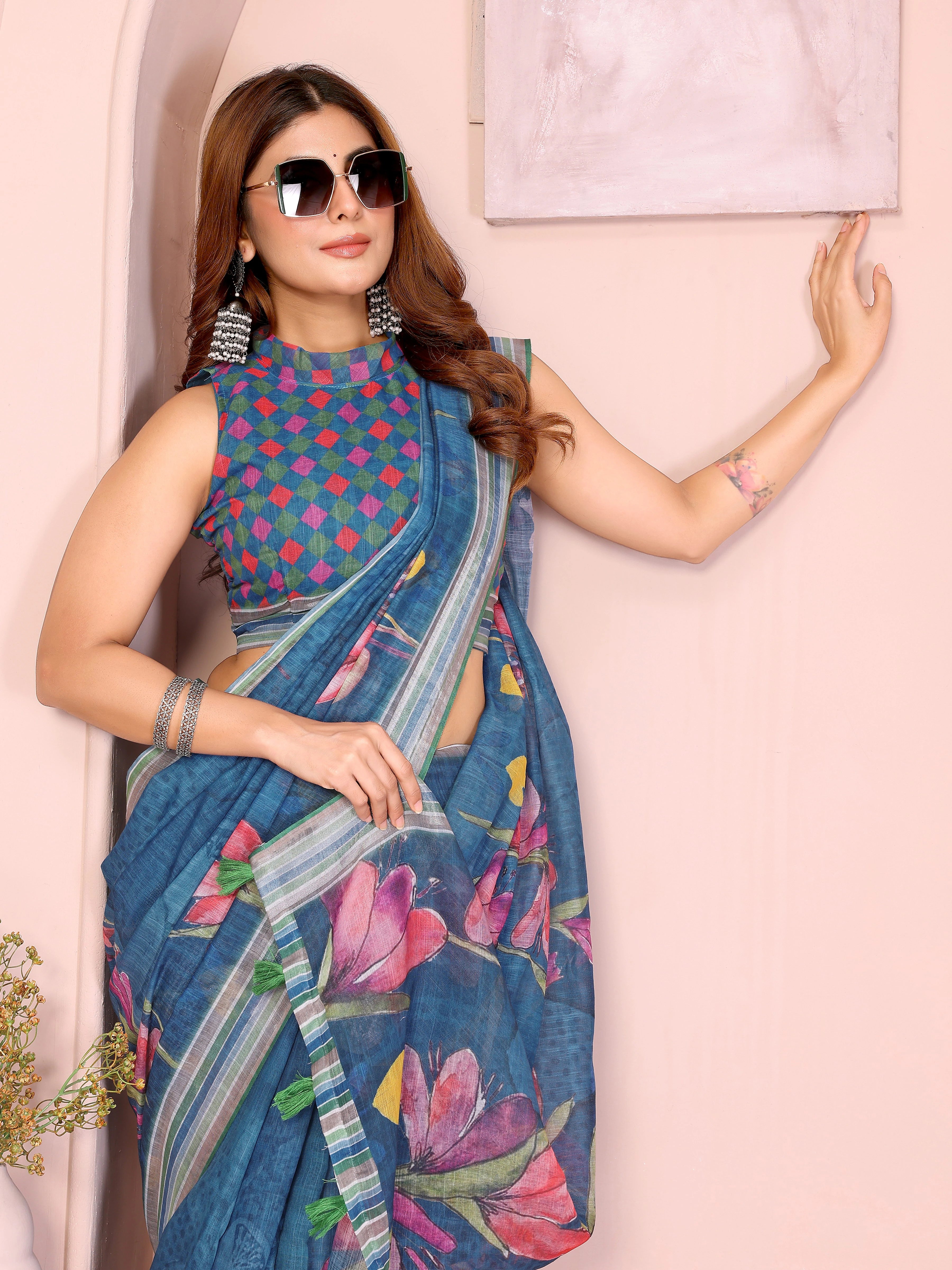 Navy Blue Linen Cotton Floral Saree – close-up of waist drape, contrast border and tassels