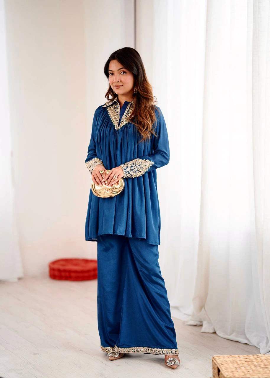 Riddhi Embroidery Sequence Suit Set. – Kalyanja
