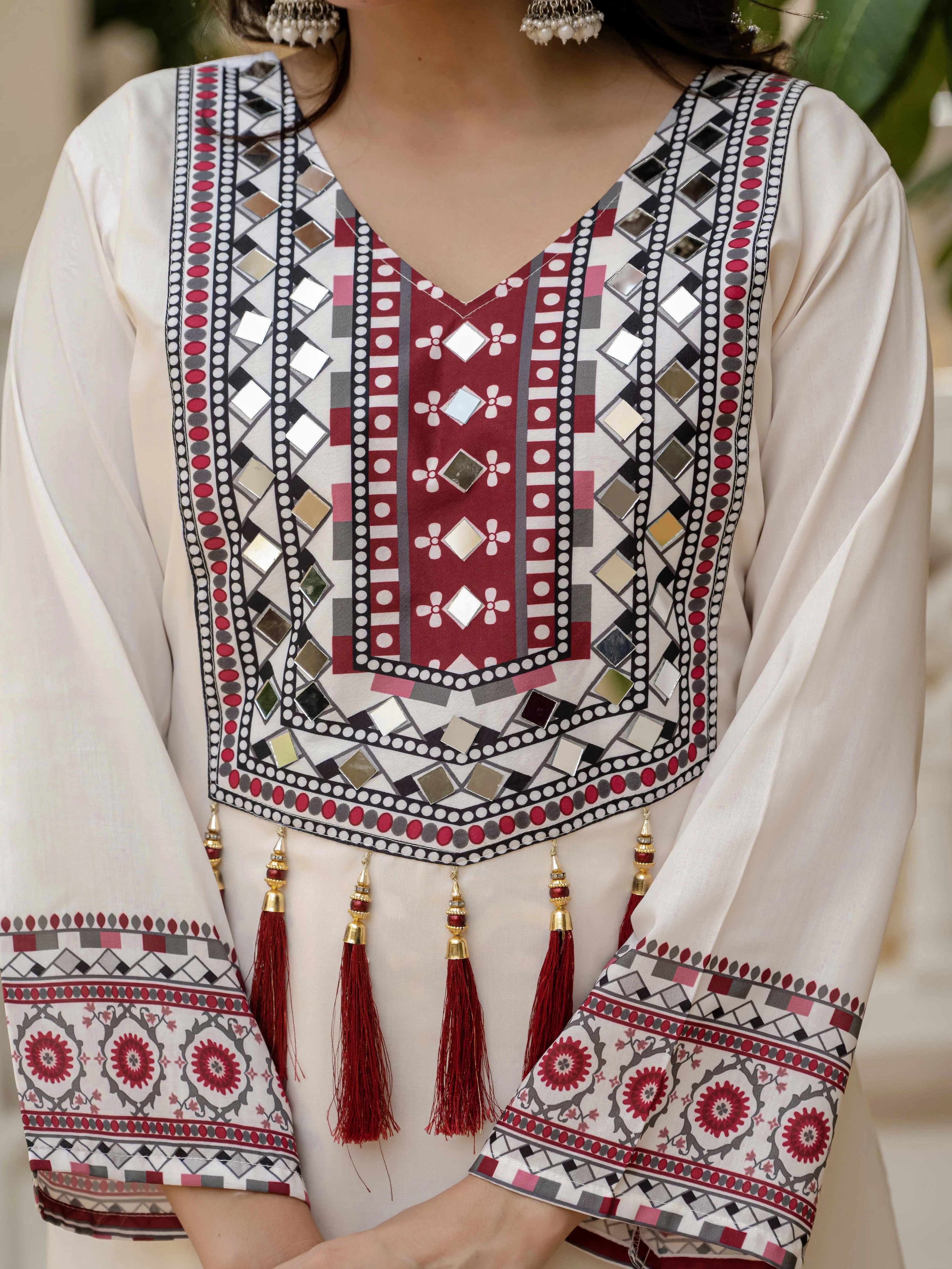 Off White Digital Print Muslin Suit