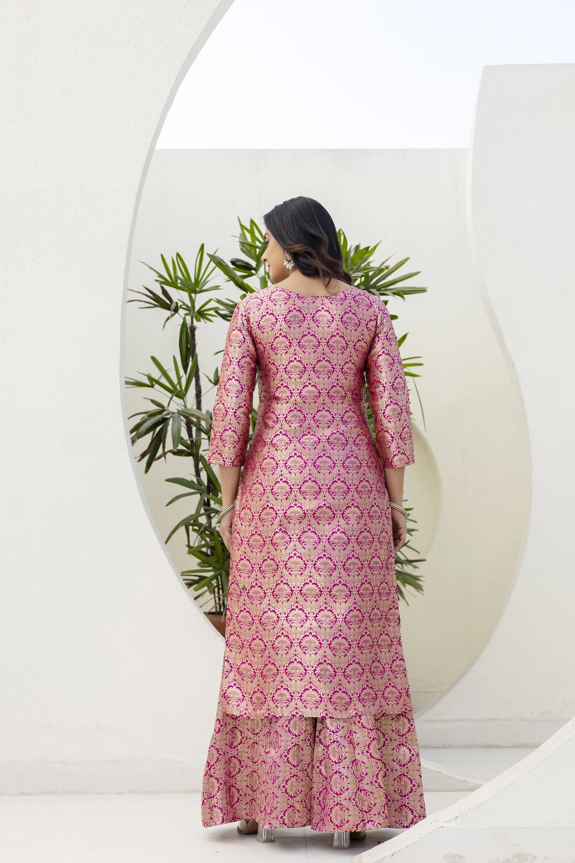 ark pink jacquard work viscose suit