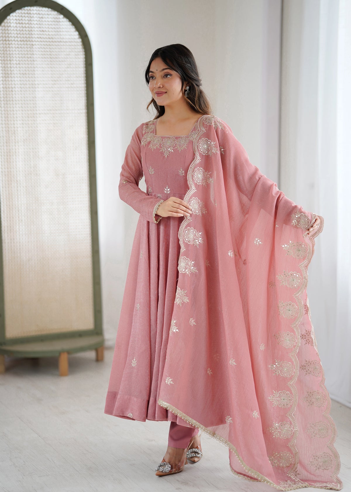 Mahira Embroidery Sequins Gown – Kalyanja
