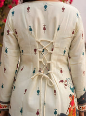 Close-up of criss-cross dori lace-up back detail on Pista Green Kalamkari Short Kurti in cotton