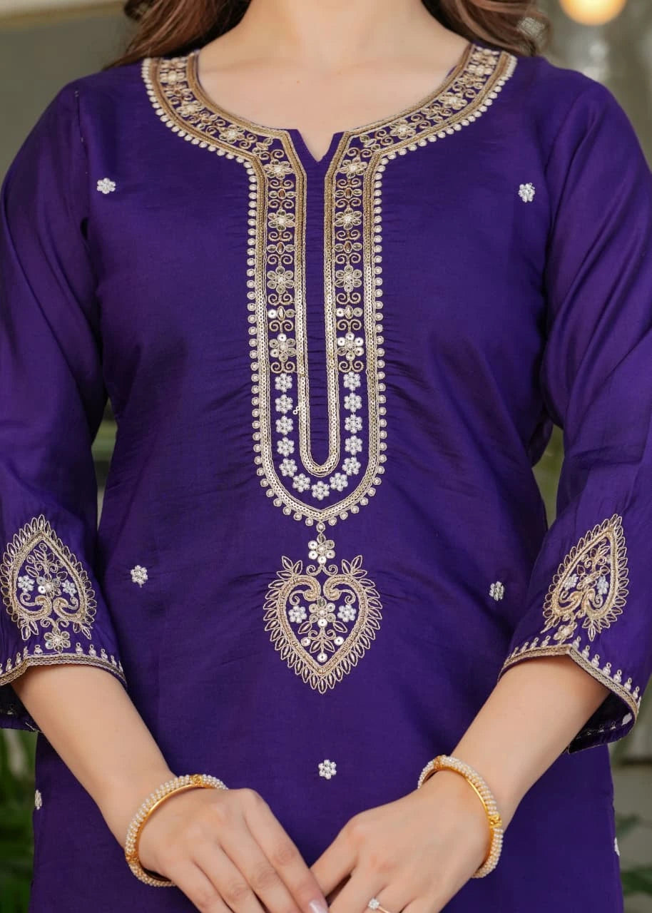 Traditional soft purple embroidered Chanderi silk kurti with ornate zari detailing for festive wear.