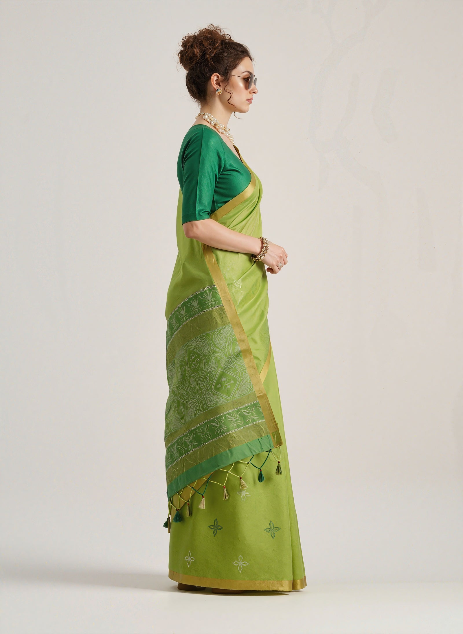 green weaving patola silk saree - kalyanja