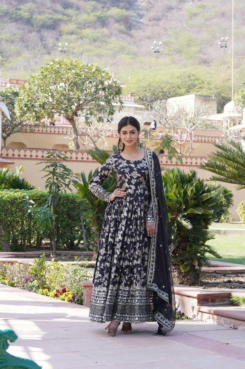 Black Sequins Viscose Jacquard Suit