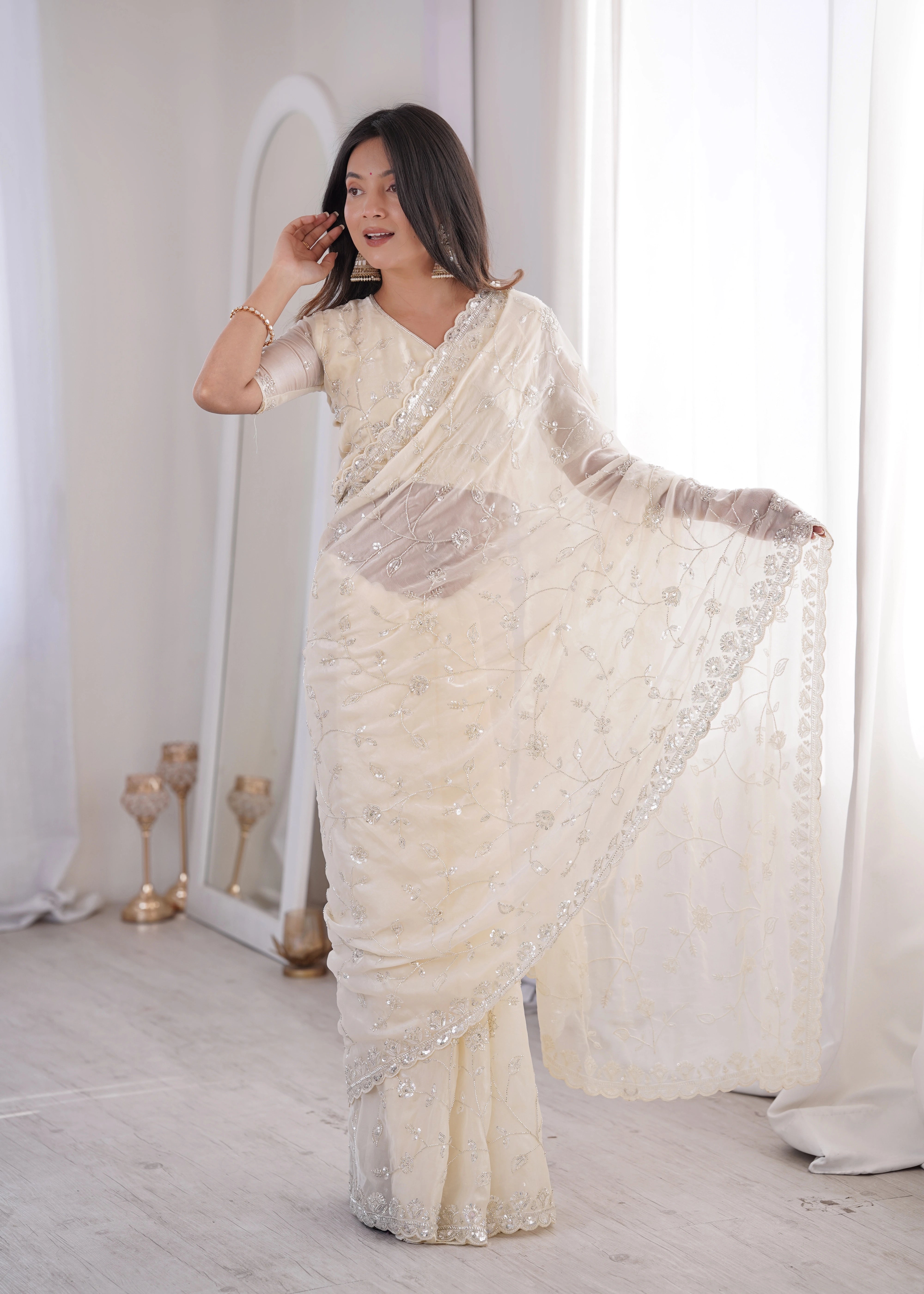 Stylish White Fendy Silk Saree with Beaded Pattern, C Pallu & Thread Work