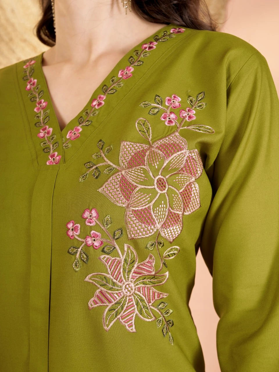 android green multi thread embroidered coord set kalyanja kc12 vneck embroidery close up