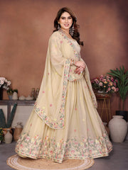 Beige Lehenga side profile showing 4.5m flair spread – Kalyanja KL171
