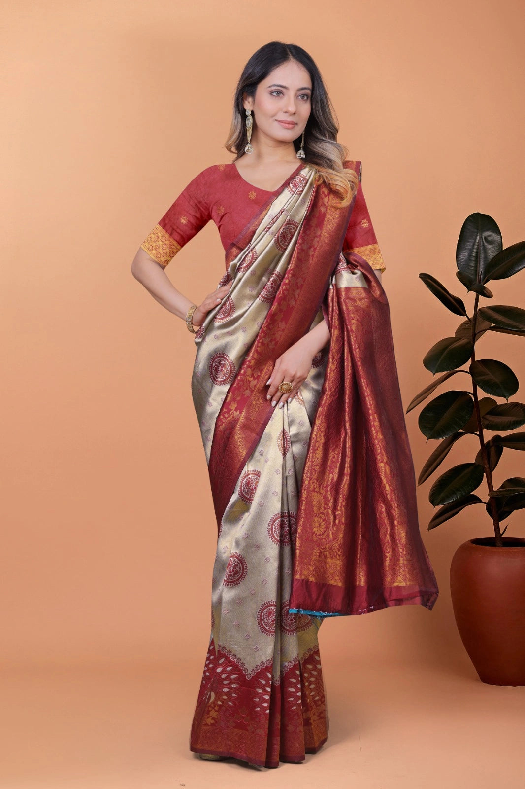 Beige Zari Weaving Saree – 3/4 view – KS396