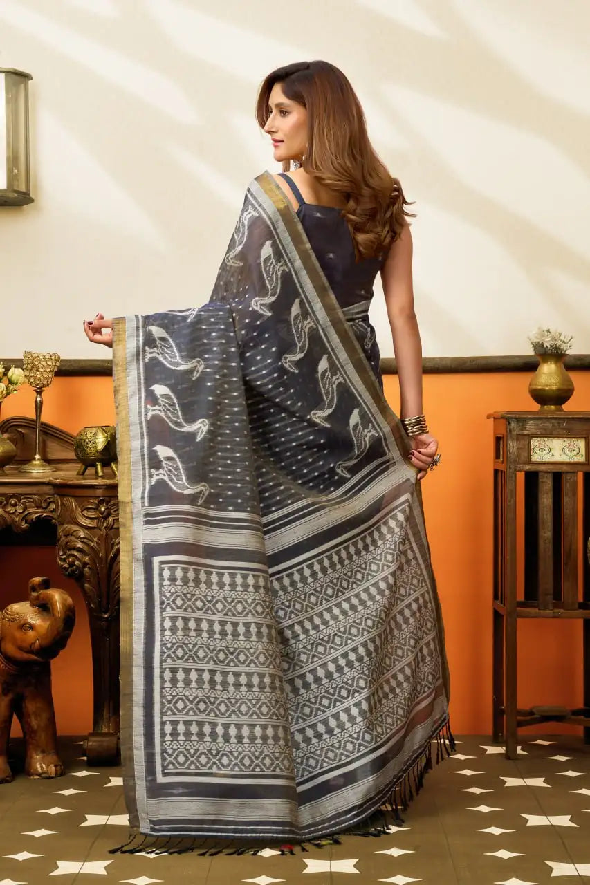 Black Jacquard Weaving Saree – Drape Angle KS365
