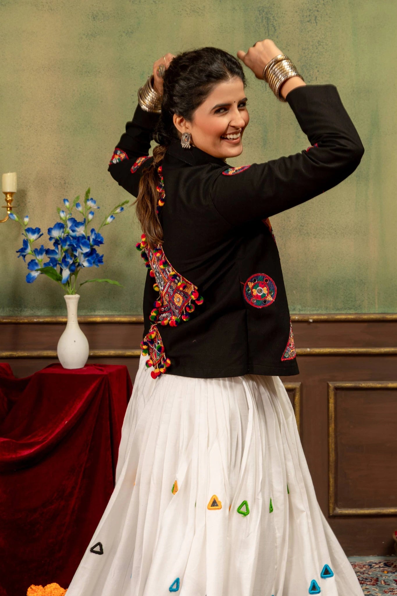 black mirror work lehenga jacket back view kalyanja KL188