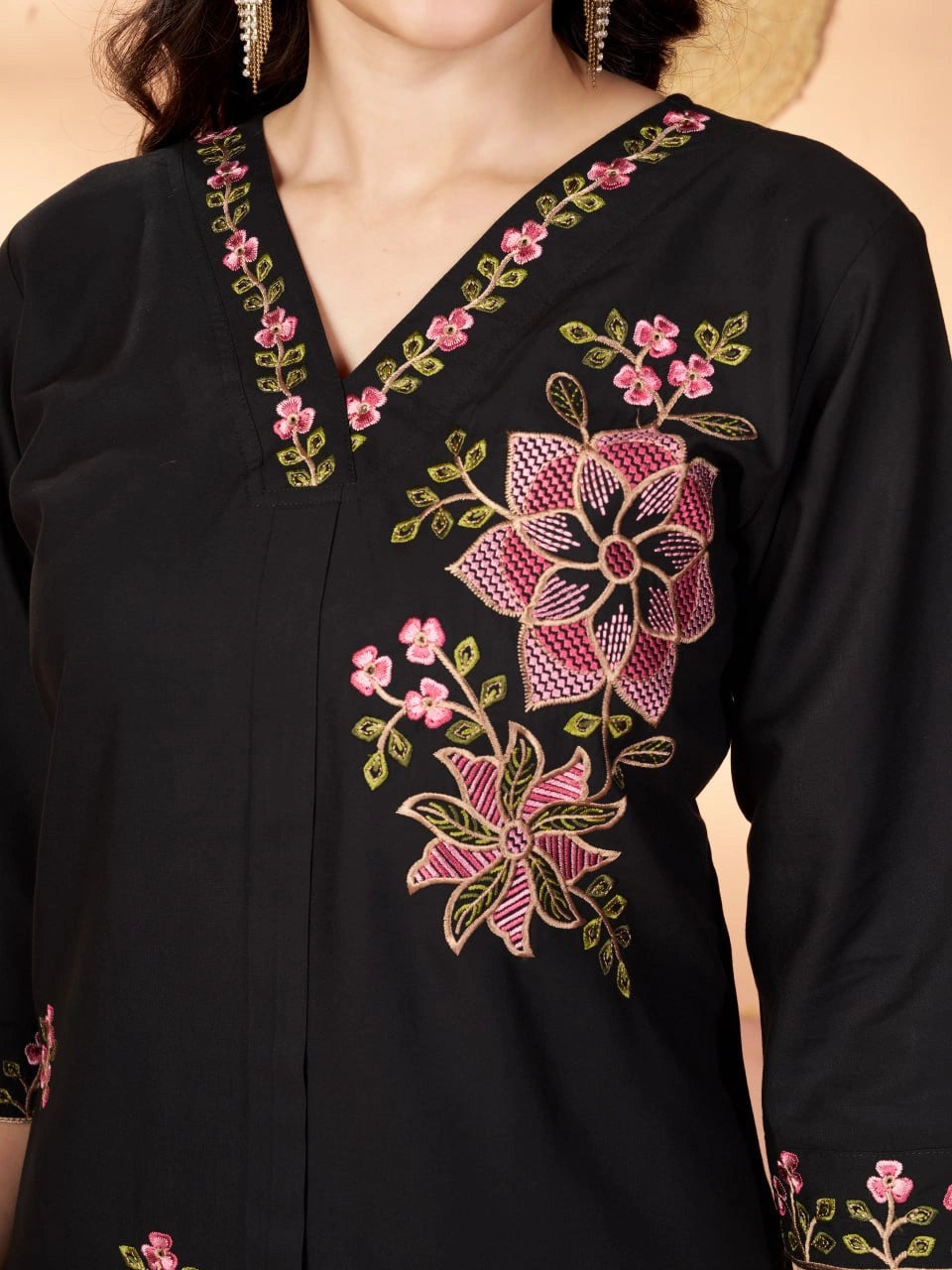 black multi thread embroidered coord set kalyanja kc12 vneck embroidery close up
