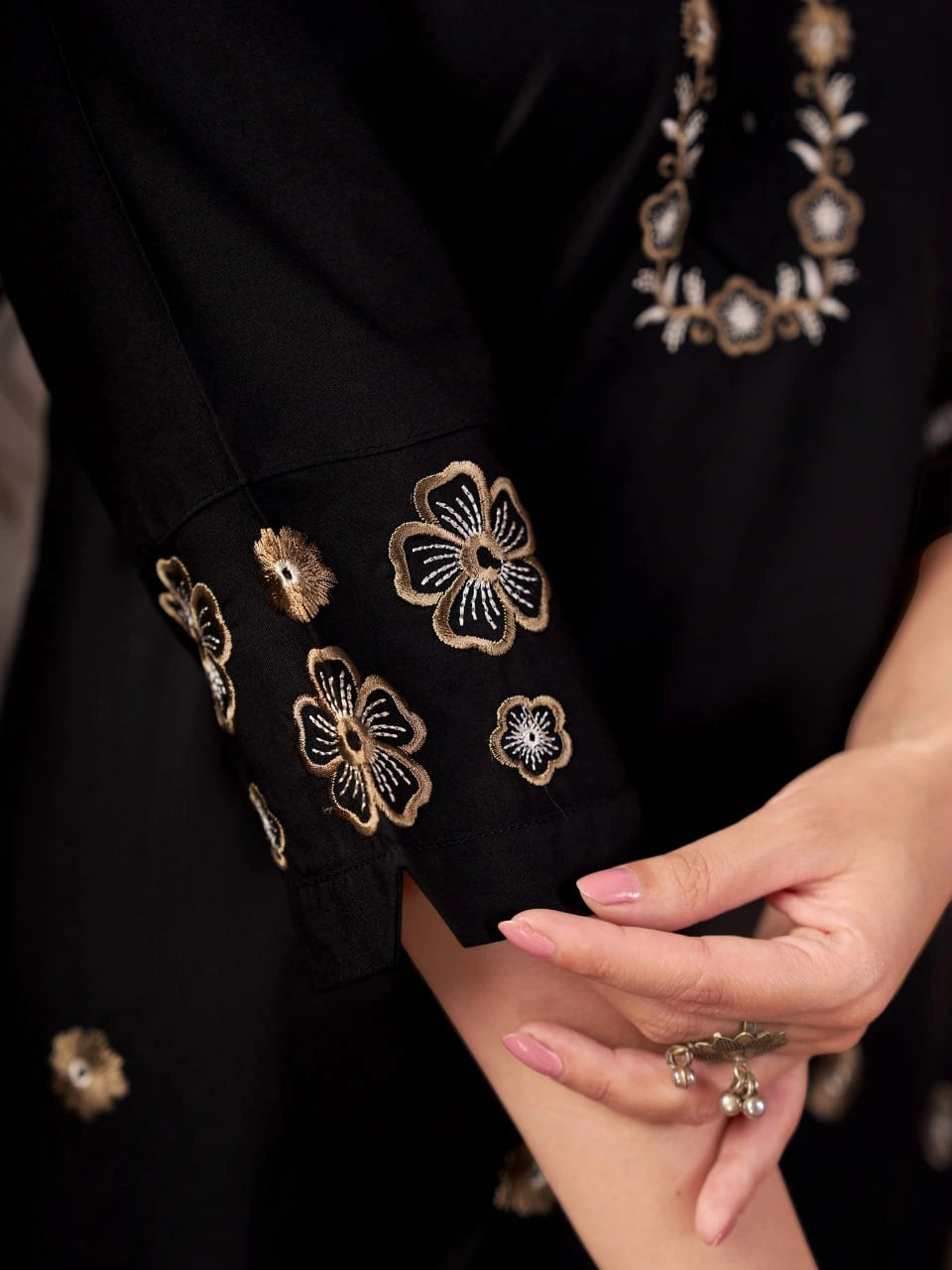 black multi thread embroidered coord set kalyanja kc13 sleeve cuff floral detail