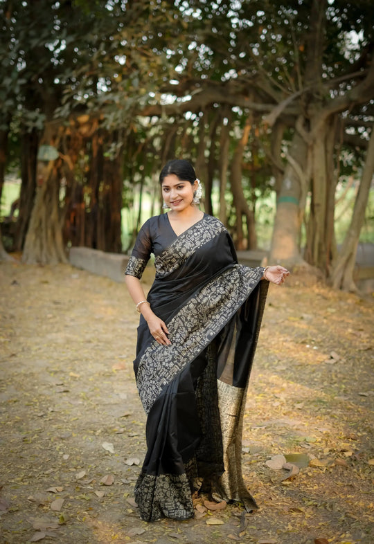 Black Gala Border Pattern Raw Silk Saree - kalyanja