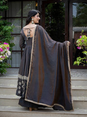 Black Anarkali Suit back view showing open dori tie-up back design