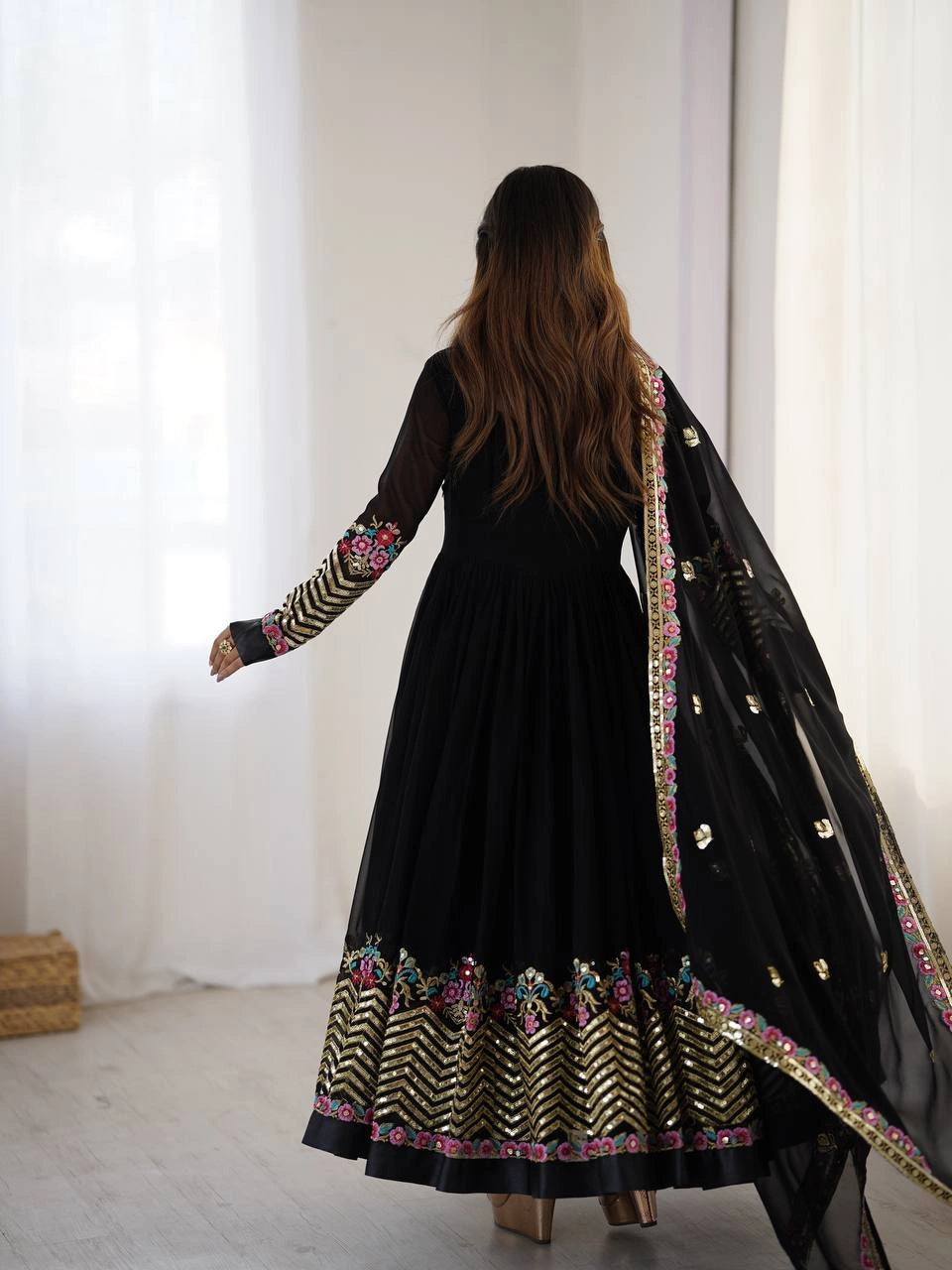 Black Sequins Suit model three-quarter back pose KU264