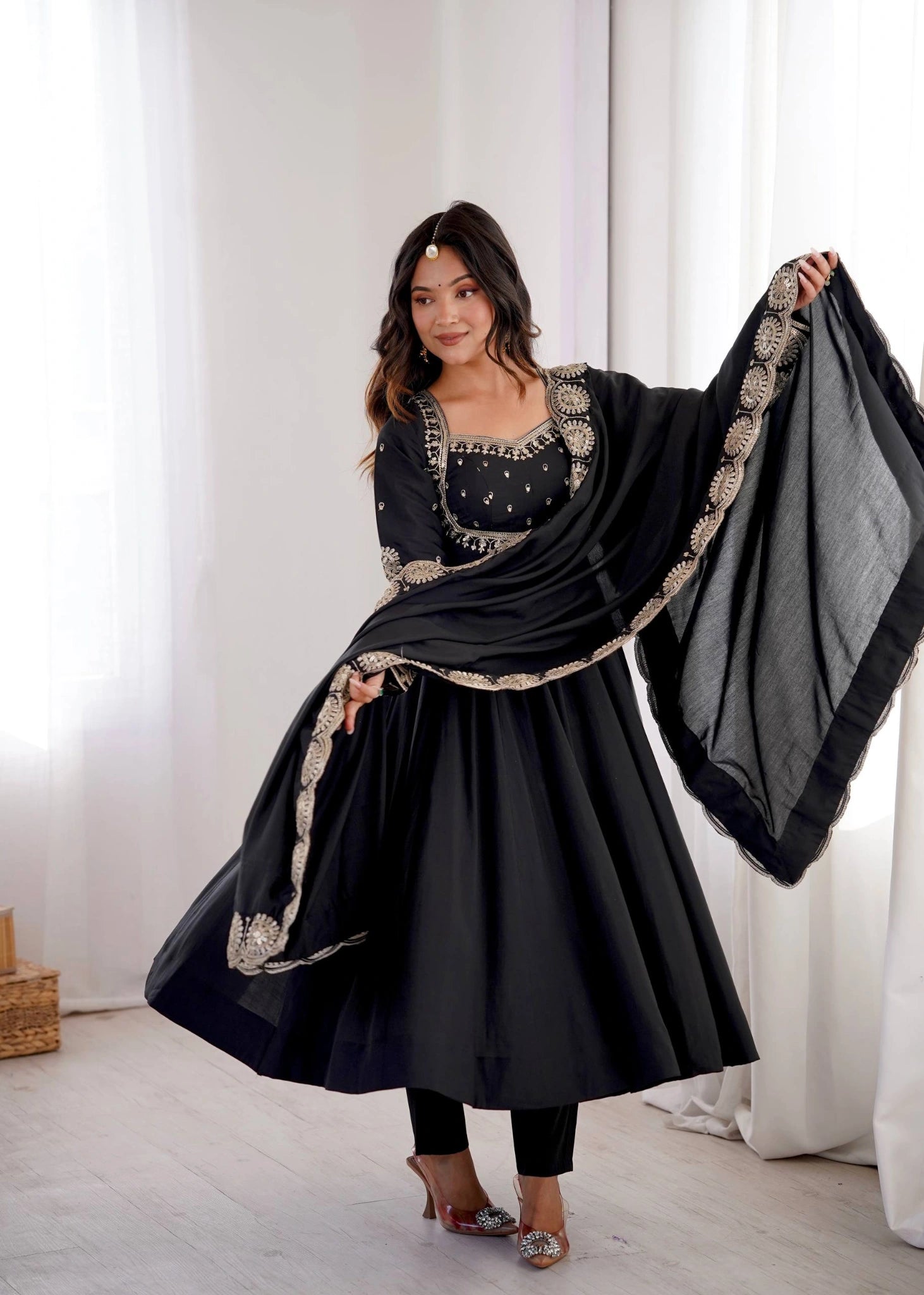 Black Sequins Embroidered Suit Bodice Close Up KU274 Kalyanja