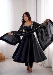 Black Anarkali Suit Flare View KU274 Kalyanja