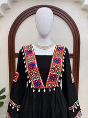 Black Thread Embroidered Coord Set – Mirror Kodi Work Kediya Palazzo | Kalyanja | KC14