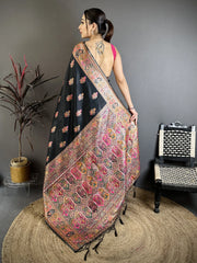 Black Zari Weaving Saree back pallu spread – KS372
