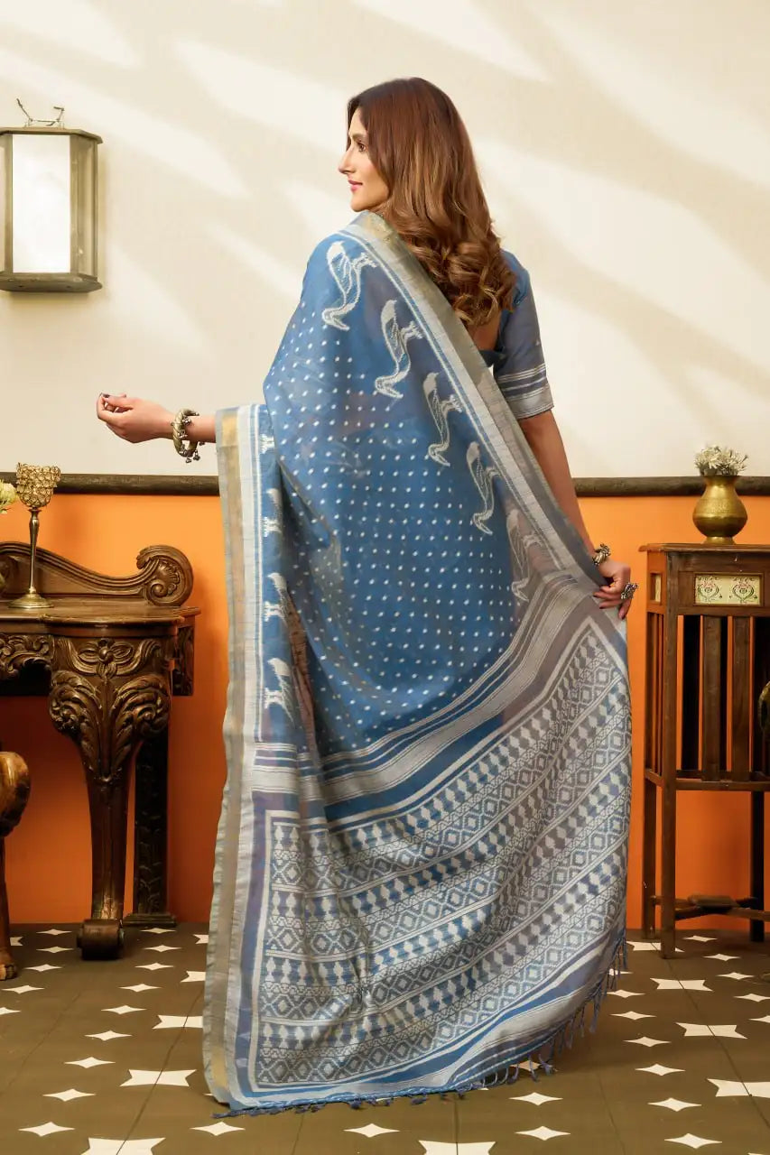 Blue Gray Jacquard Weaving Saree – Drape Detail KS365