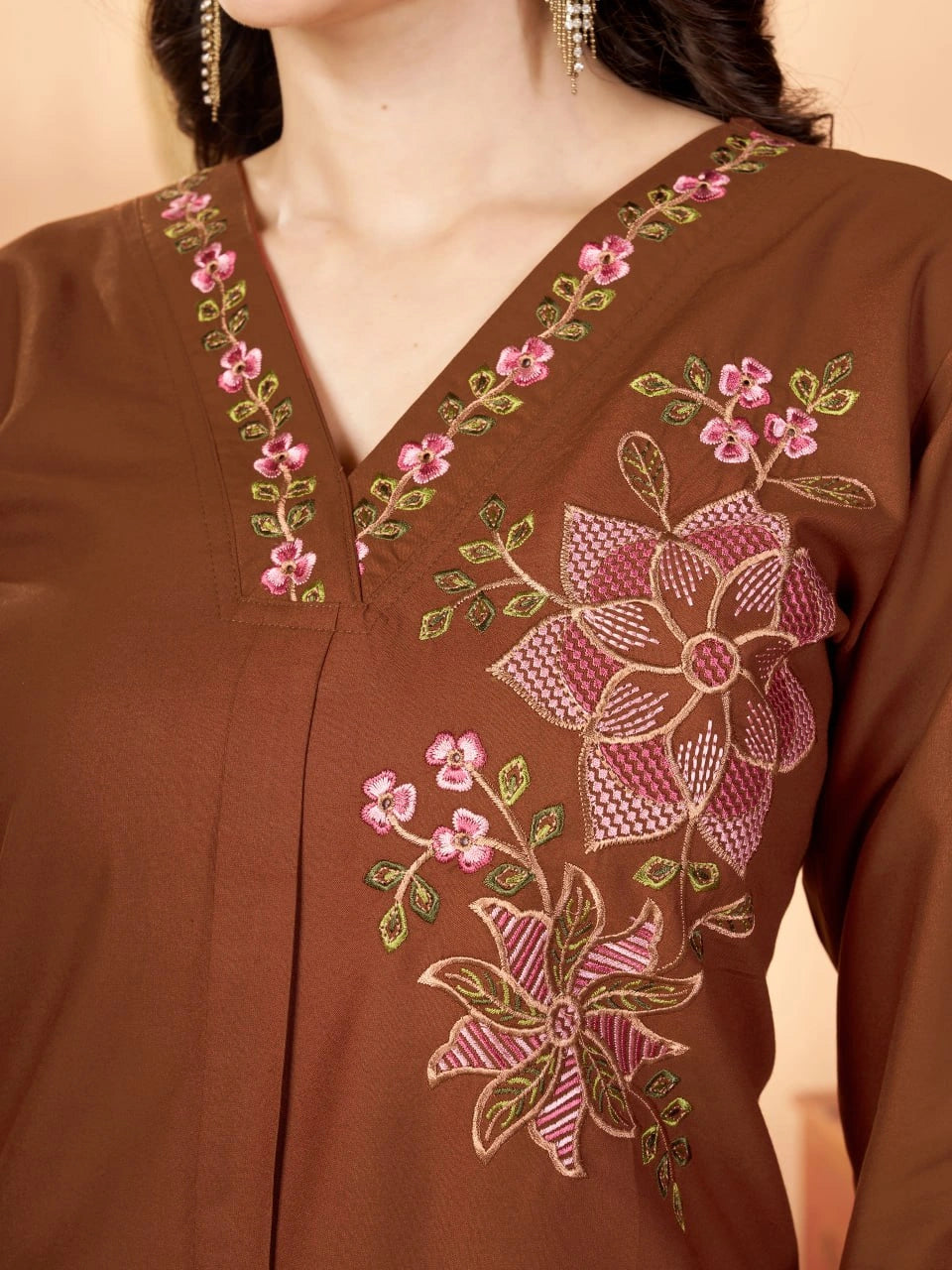 brown multi thread embroidered coord set kalyanja kc12 vneck embroidery close up