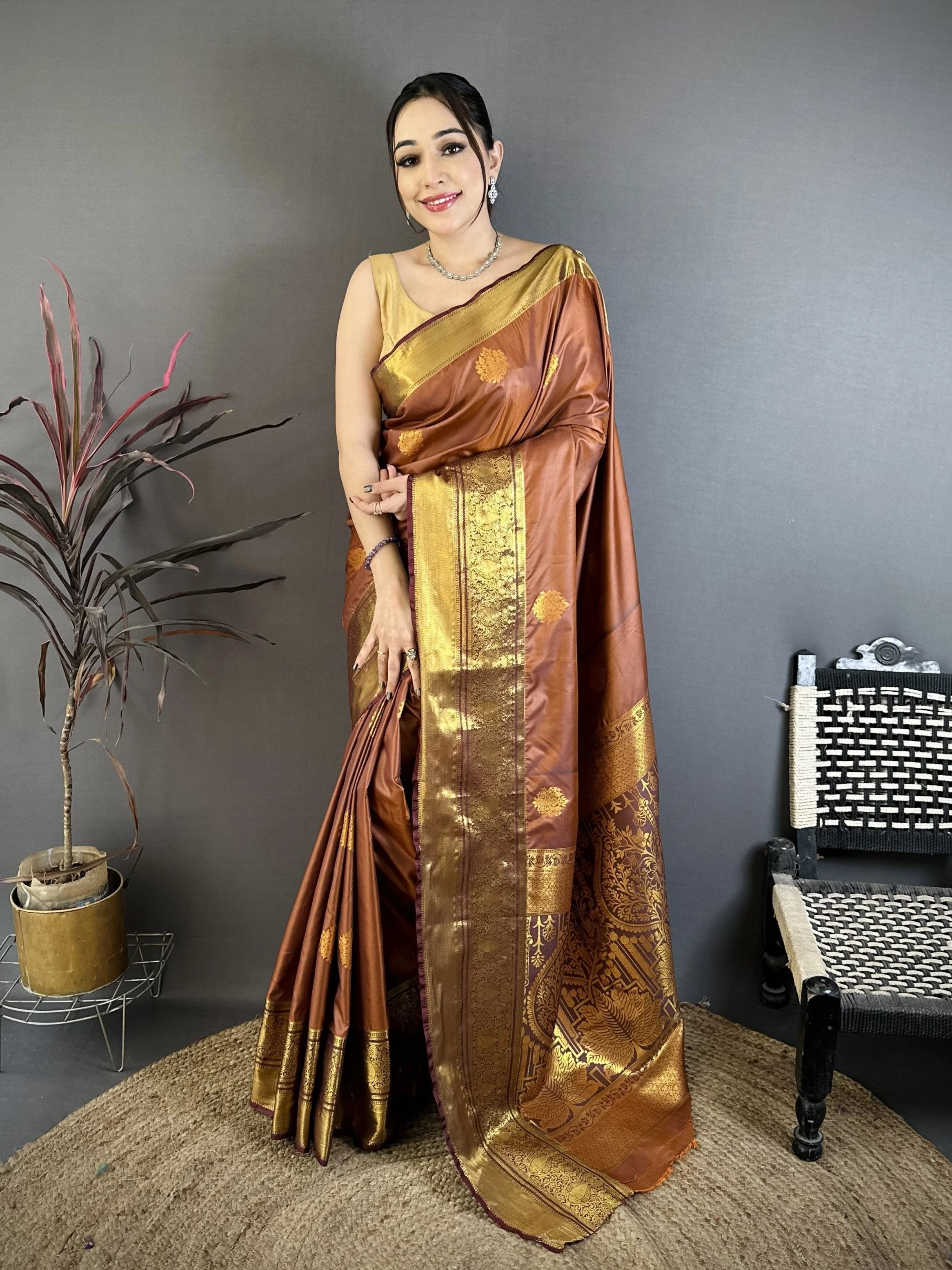 Brown Zari Weaving Saree full front drape – KS374