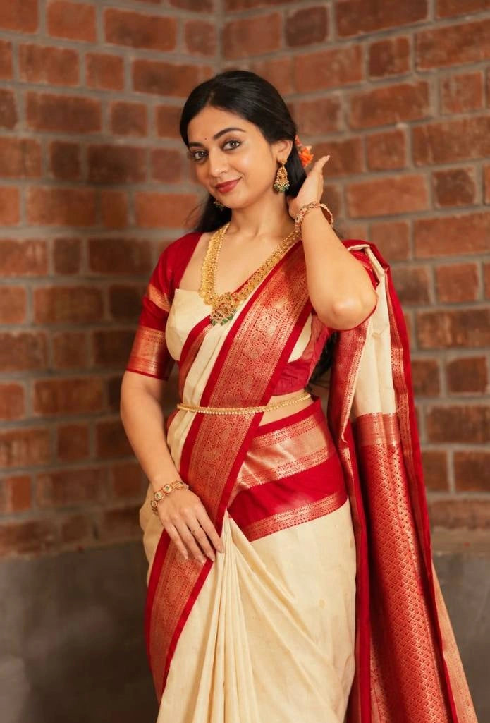 Cream jacquard weaving saree pleats and zari border close-up on model – Kalyanja KS407