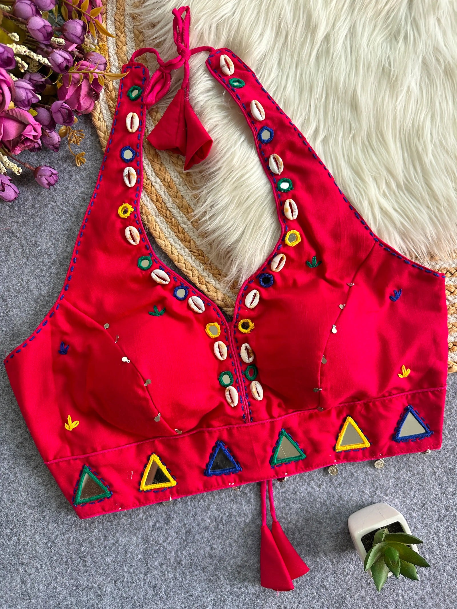 Dark Pink Handwork Mirror Work Blouse front view – V-neck cowrie shells mirrors KB43 Kalyanja