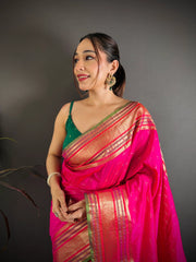 Dark Pink Silk Blend Saree portrait close-up – KS373