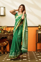 Green Jacquard Weaving Saree – Side View KS365