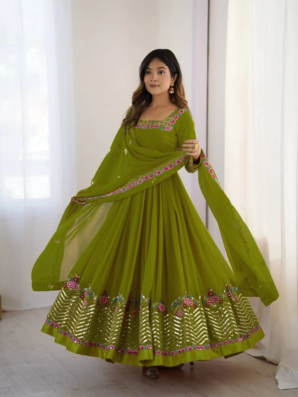 Green Sequins Embroidered Suit Anarkali model full length flare KU264