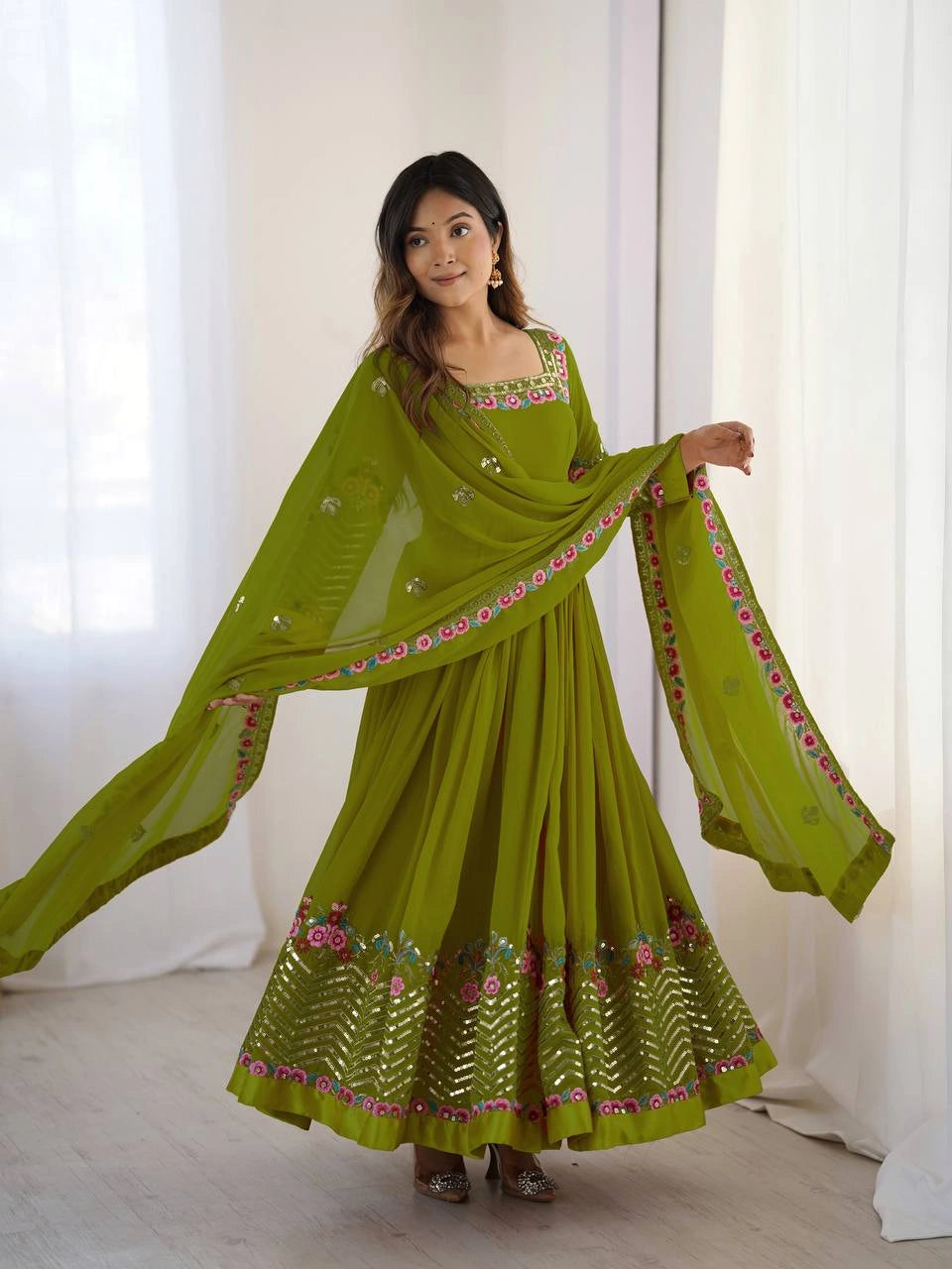 Green Suit moti floral embroidery detail anarkali silhouette KU264