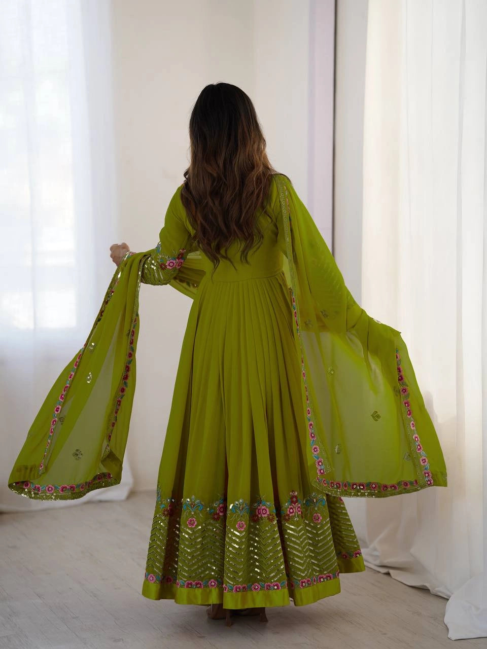 Green Anarkali Suit back view open dori tie-up neckline KU264