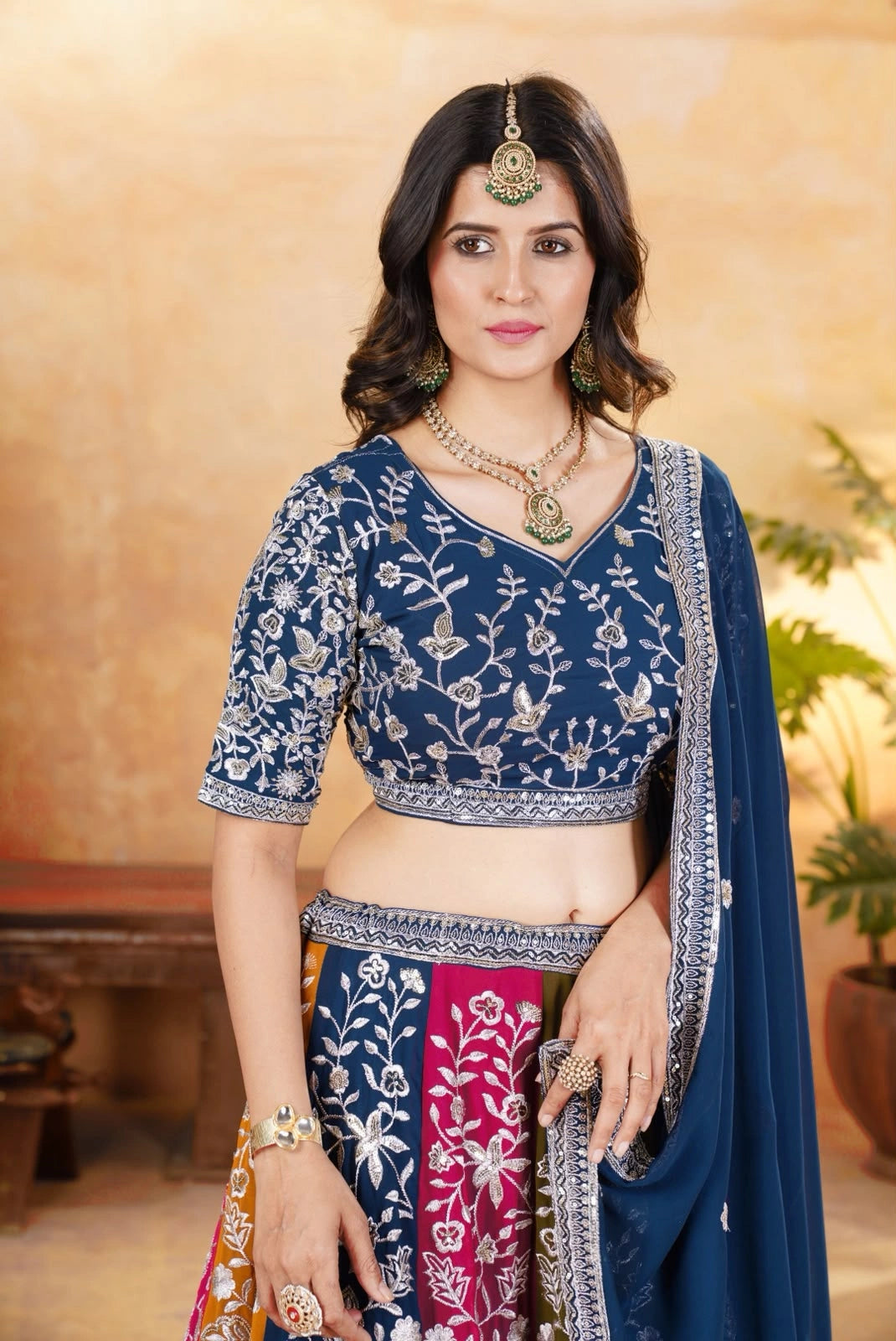Zari Embroidered Choli Close Up Square Neck - Kalyanja KL195