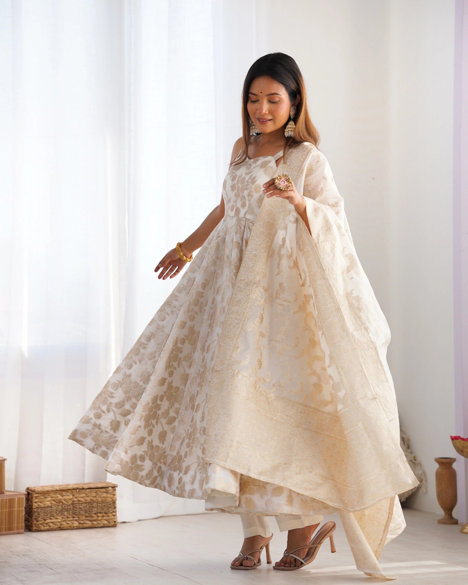 Off White Banarasi jacquard Anarkali suit in motion