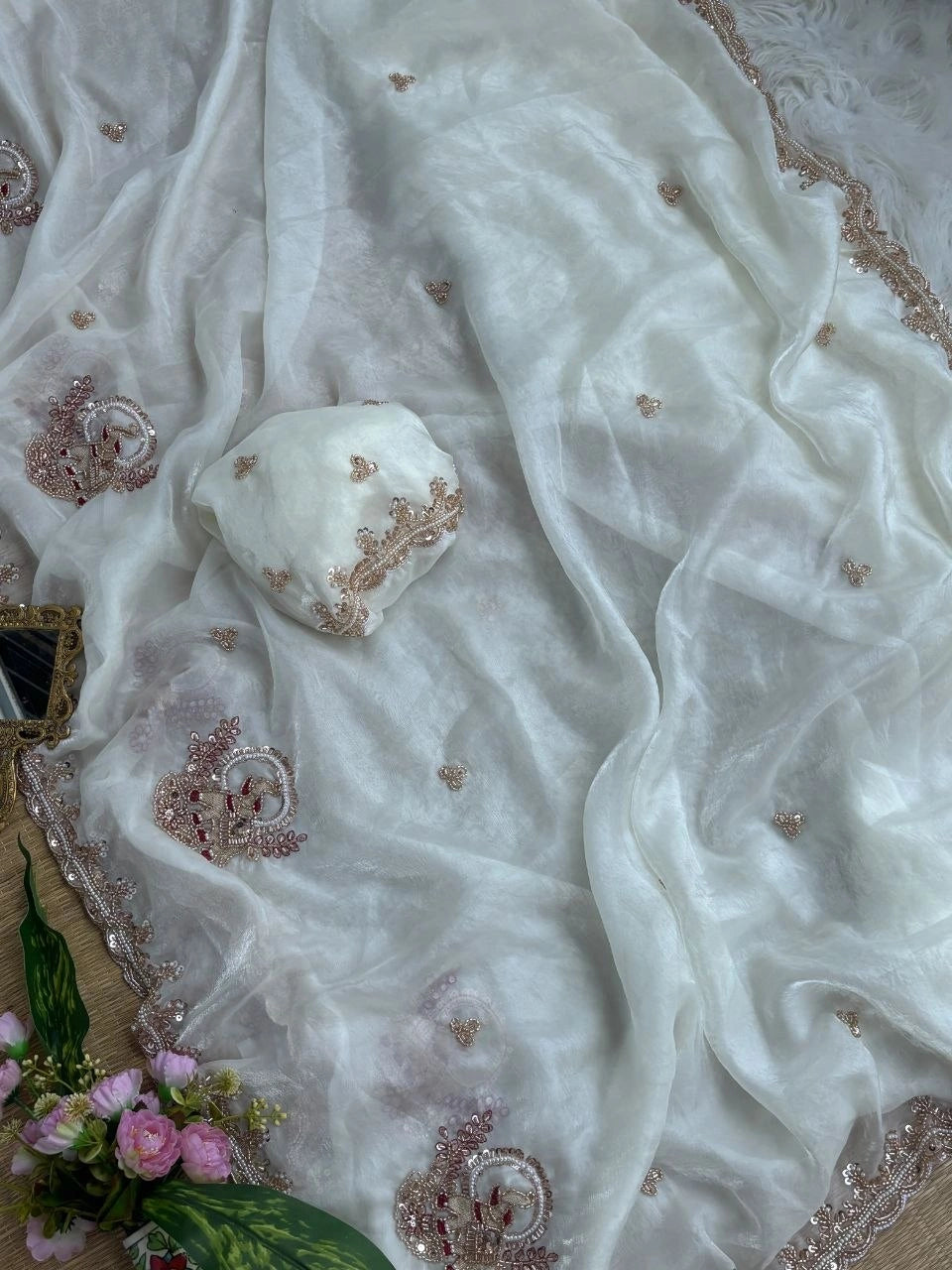 Off White Beads Cutdana Work Saree Fendy Satin KS412 – view 4