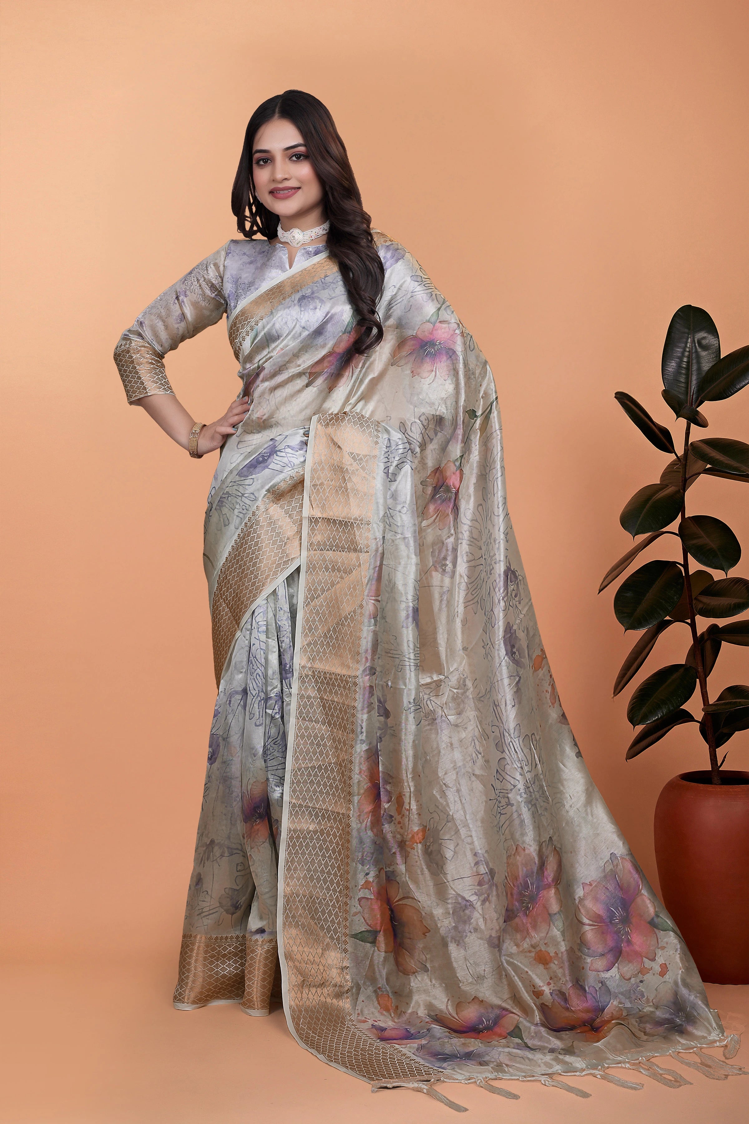 Off White Zari Weaving Saree front drape with zari border – Kalyanja KS356