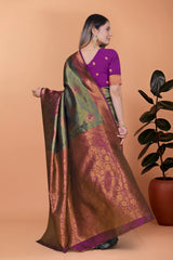 Olive Green Zari Weaving Saree – Contrast Border close-up – KS396