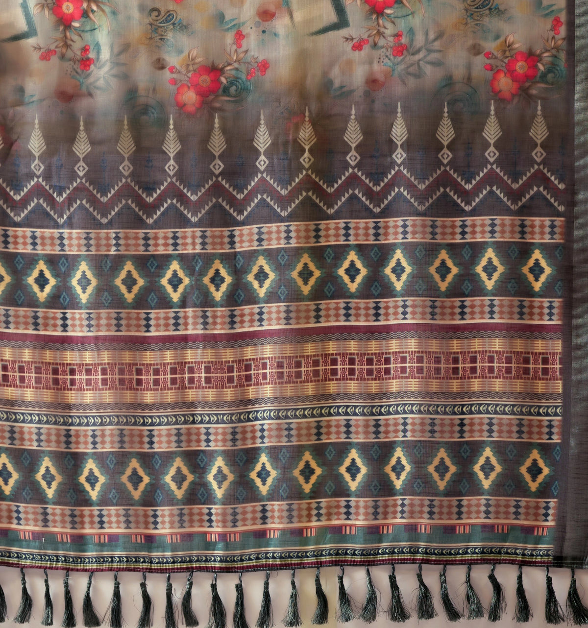 Shop Gray Digital Floral Linen Cotton Saree | Kalyanja
