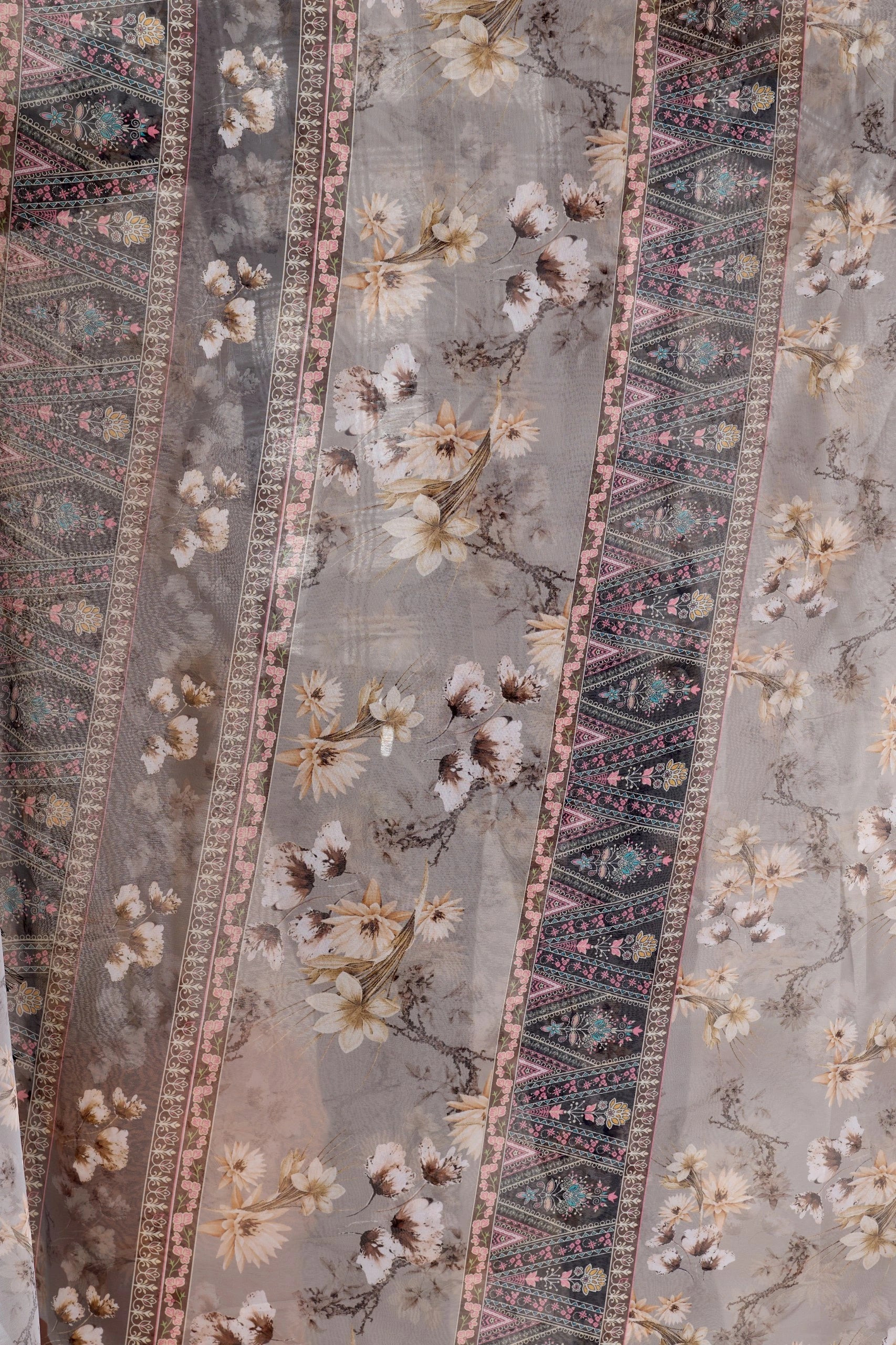 Gray Floral Digital Print Soft Georgette Saree – Kalyanja
