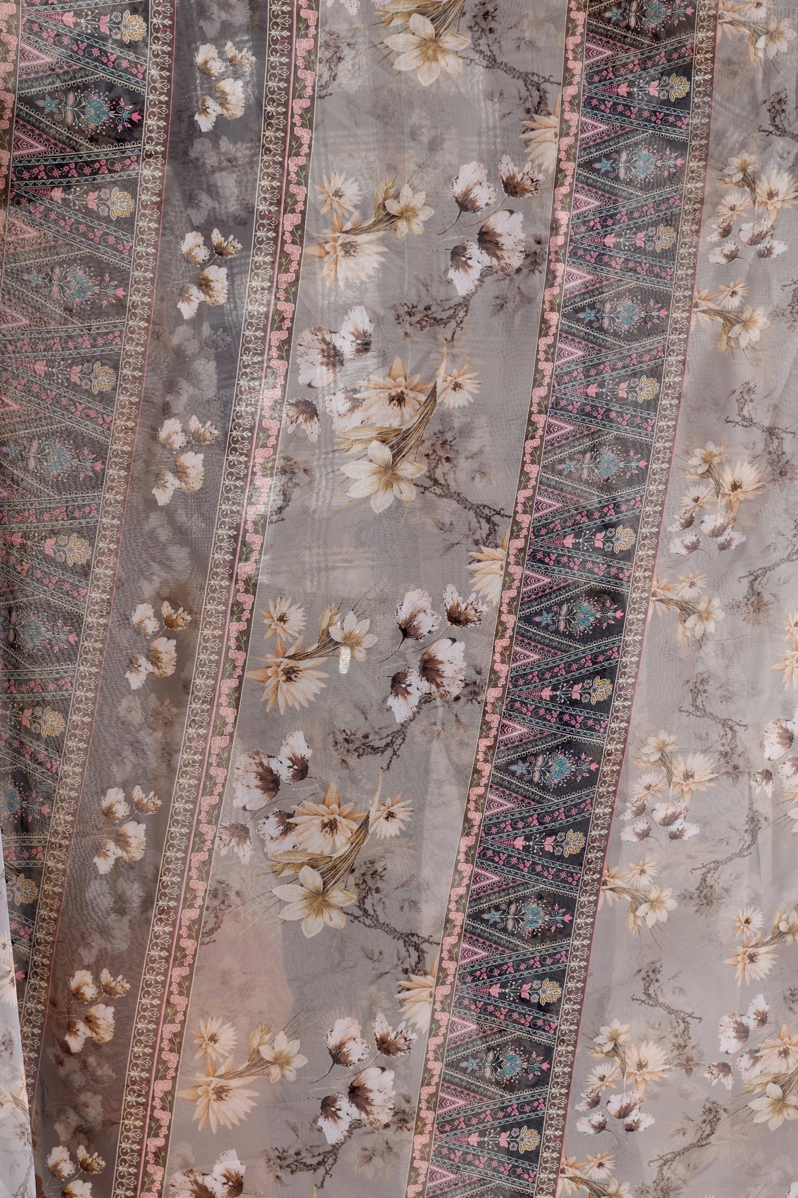 Gray Floral Digital Print Soft Georgette Saree – Kalyanja
